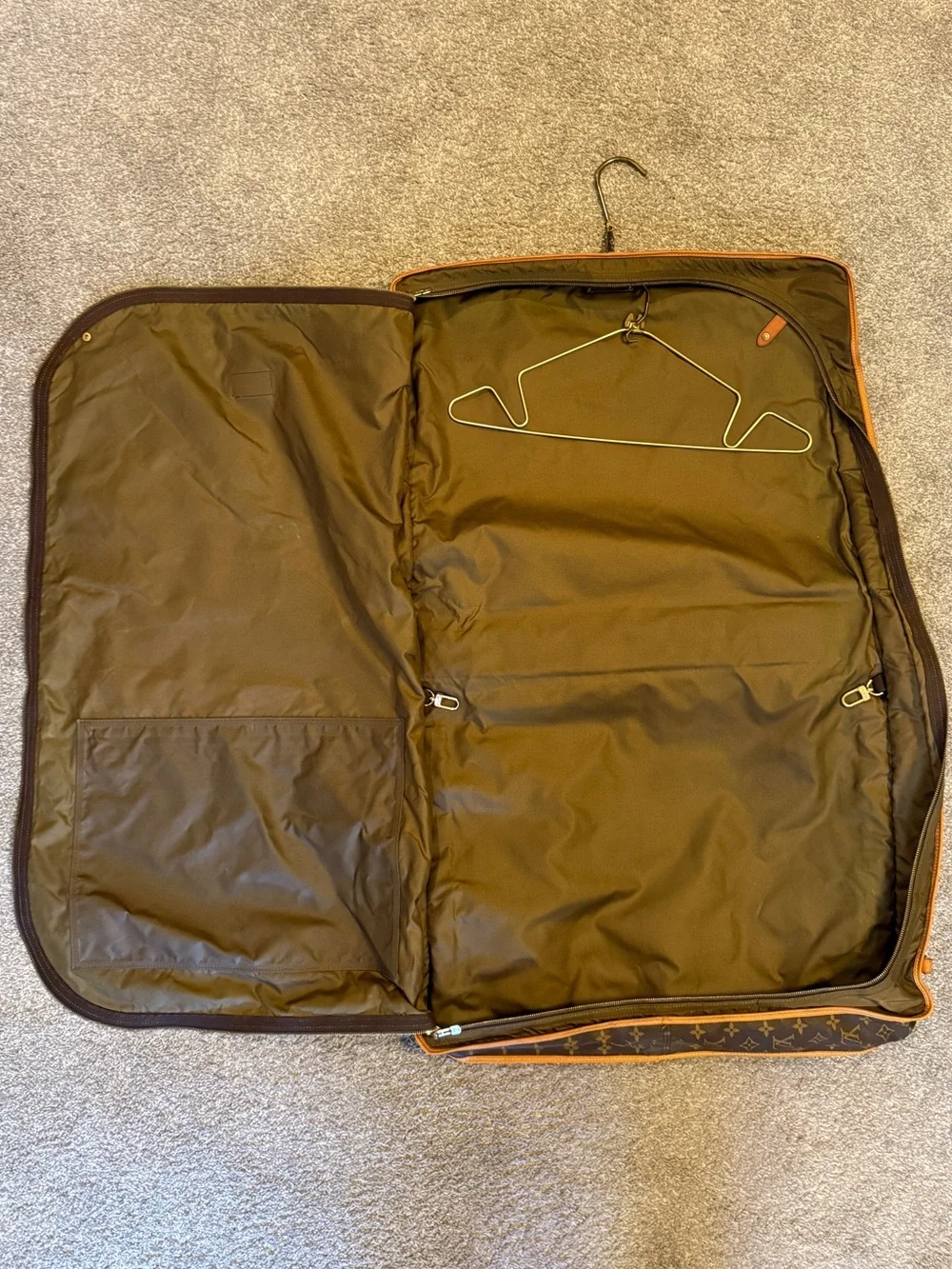 Louis Vuitton authentic louis